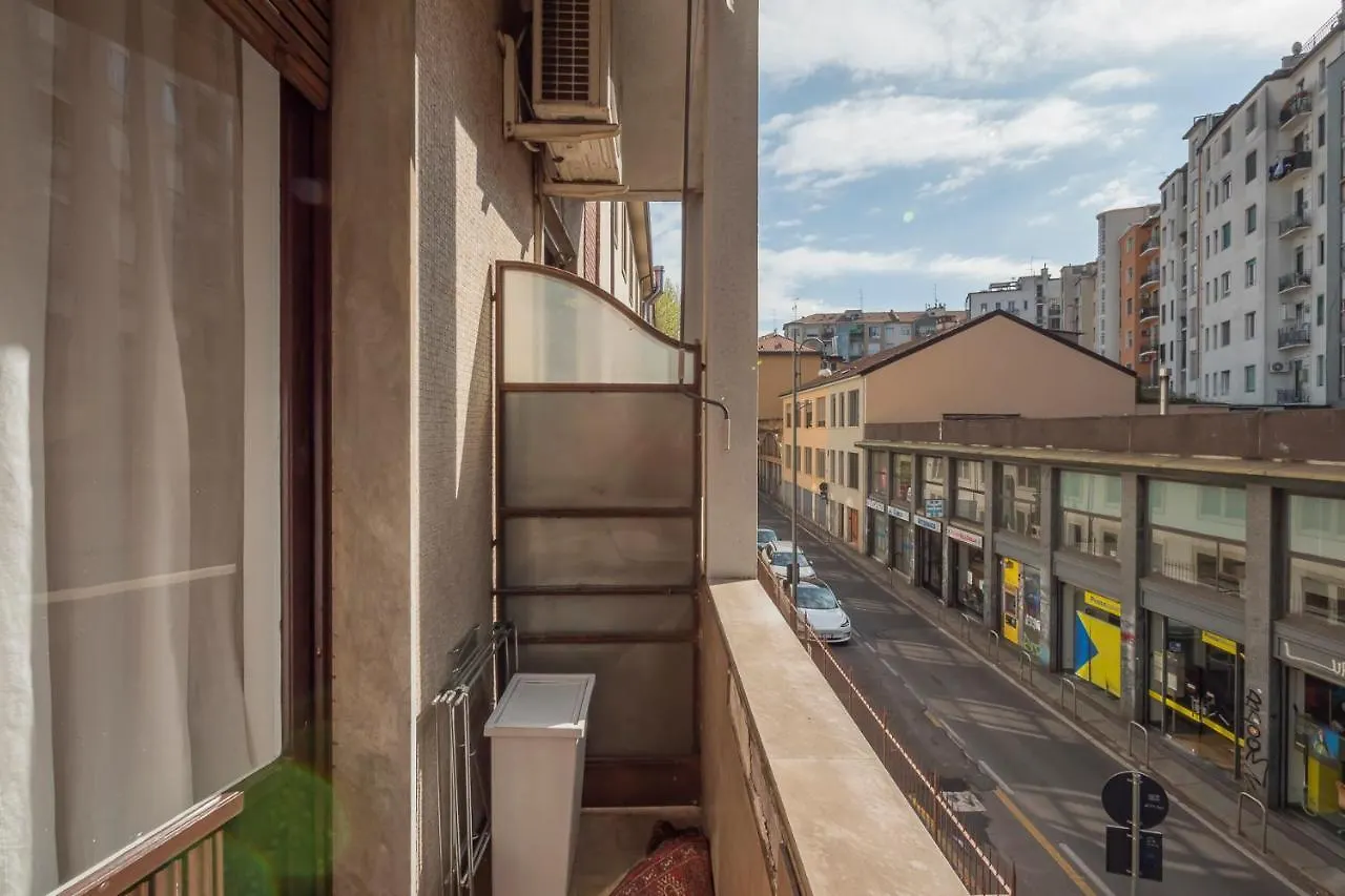 I Host Apartment Luxury - Sambuco 12 Milaan 0*,  Italië